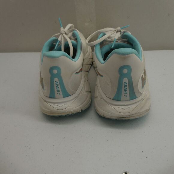 HOKA Arahi 7 Women’s Running Shoes 10.5 D - Frost/Rose Gold 1147890 FTRS - Picture 3 of 8